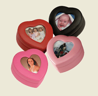 colored leather heart-shaped picture frame boxes